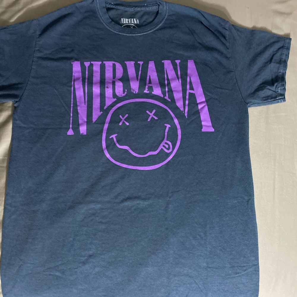 Woman’s Nirvana Washed Tee - Navy